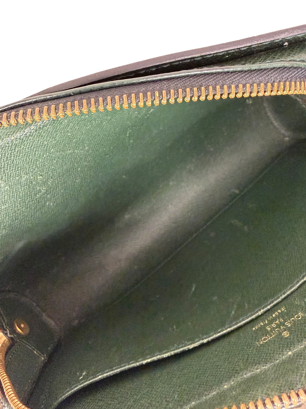 Louis Vuitton Taiga Baikal Clutch